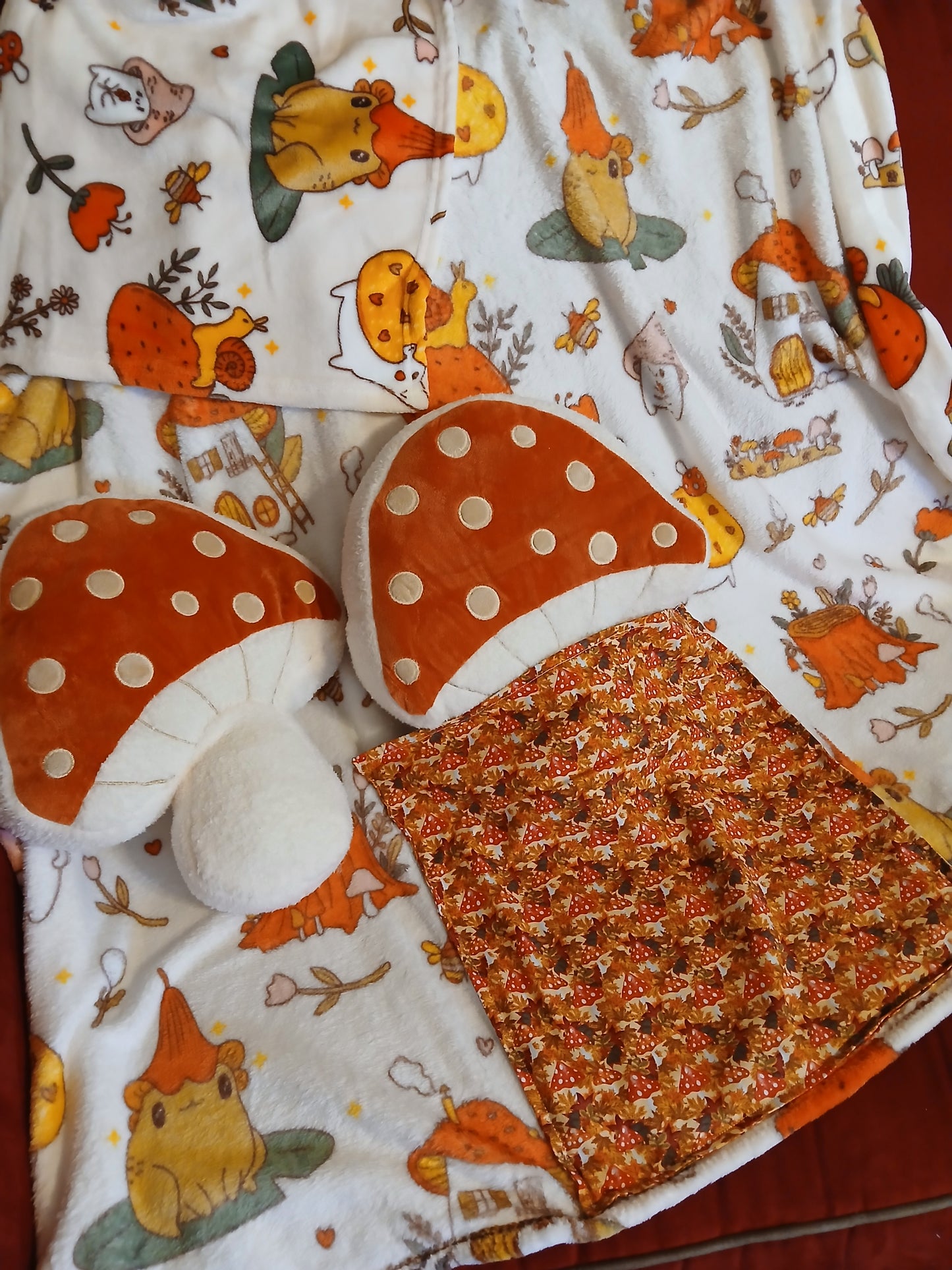 A Fungi to Cuddle Planket